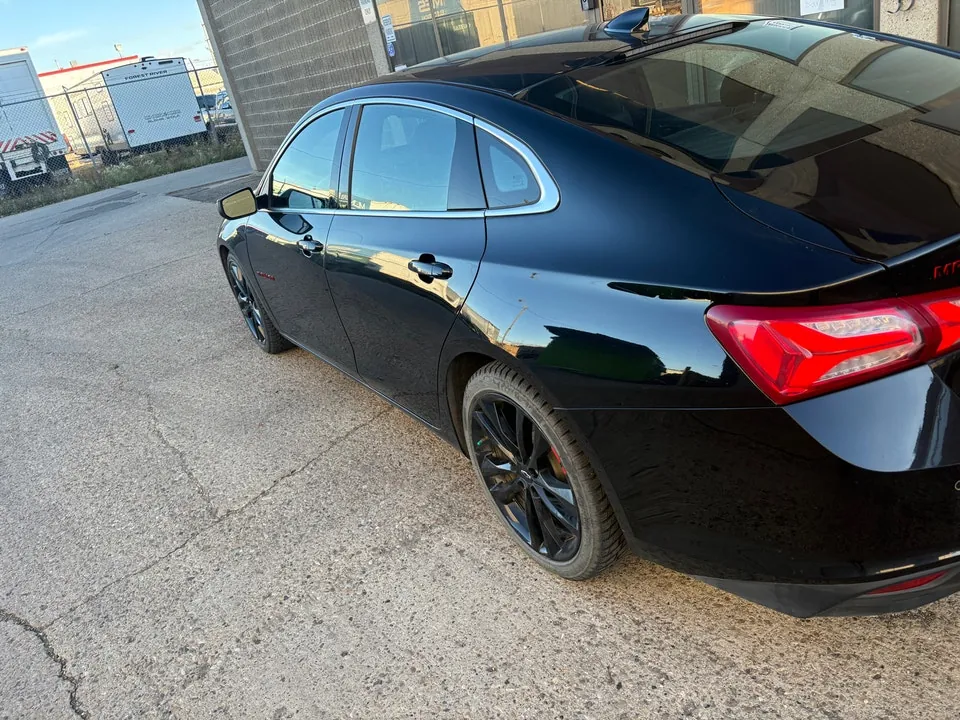 Chevrolet Malibu 2022 photo 2