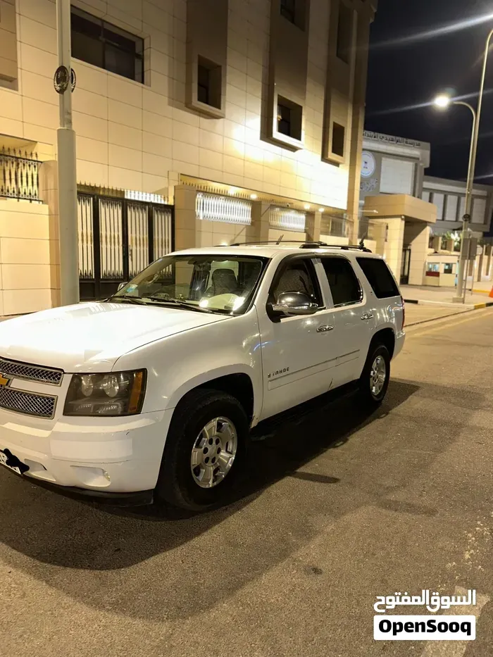 Chevrolet Tahoe 2009 photo 2