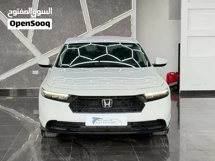 Honda Accord 2025 photo 2