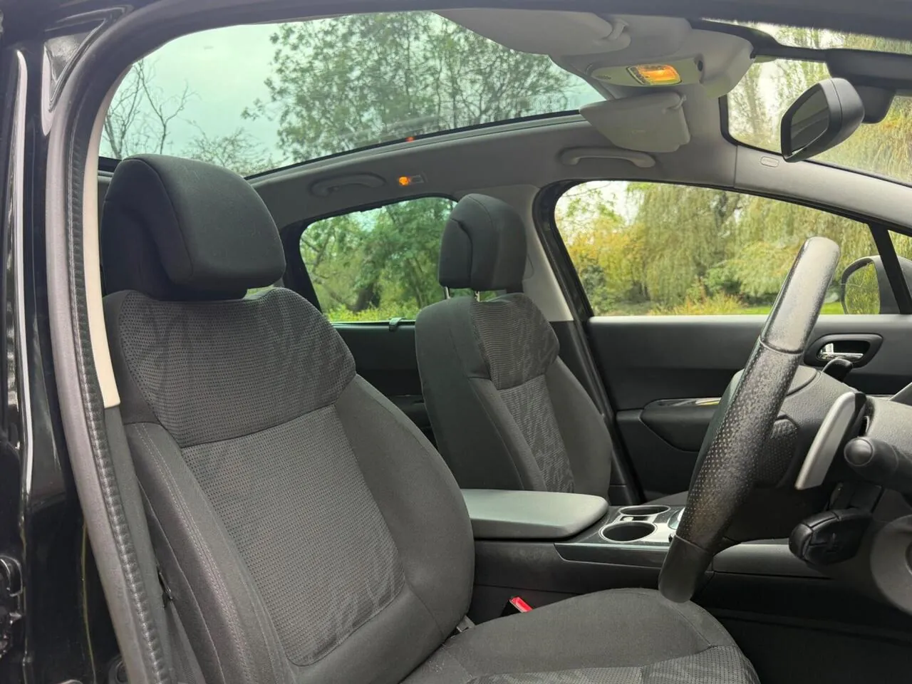Peugeot 3008 2012 photo 2