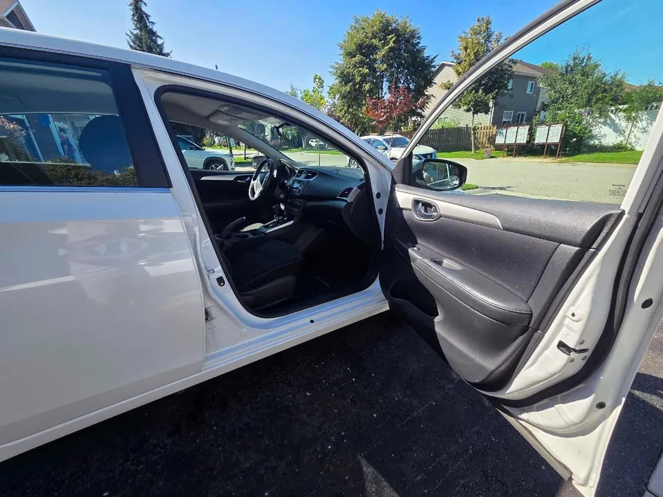 Nissan Sentra 2016 photo 4