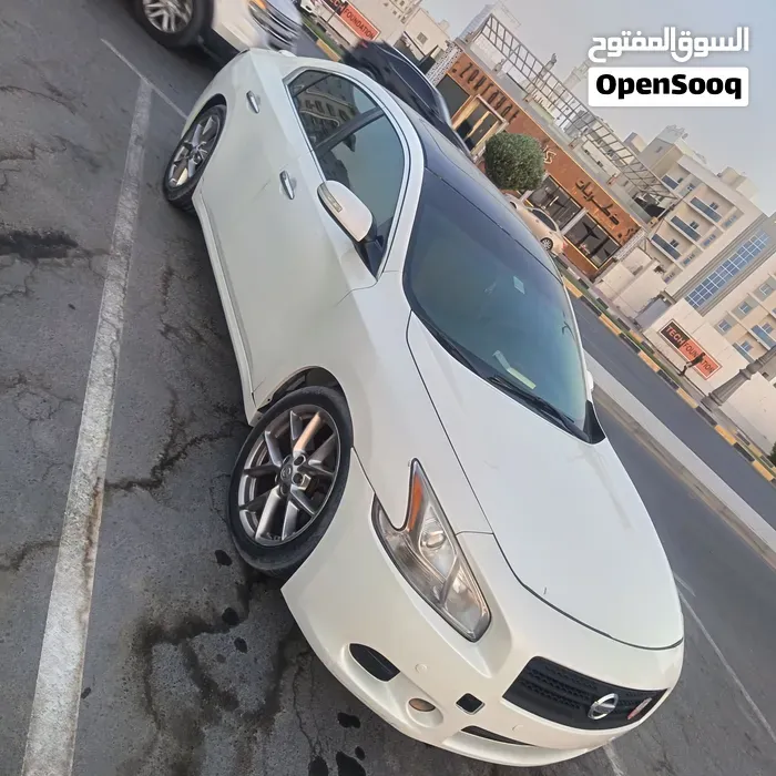 Nissan Maxima 2010 photo 4