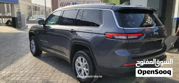 Jeep Grand Cherokee 2023 photo 2