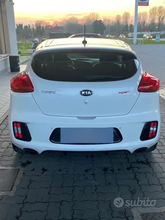 Kia Ceed 2015 photo 2