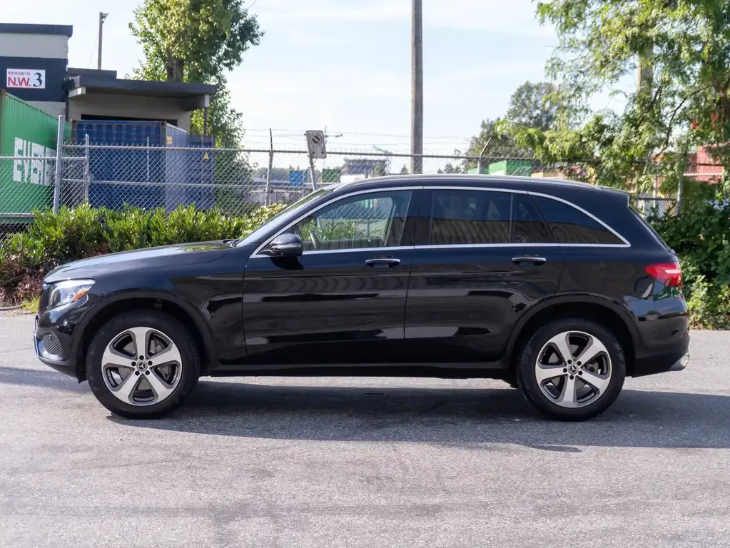 Mercedes-Benz Glc 2018 photo 2