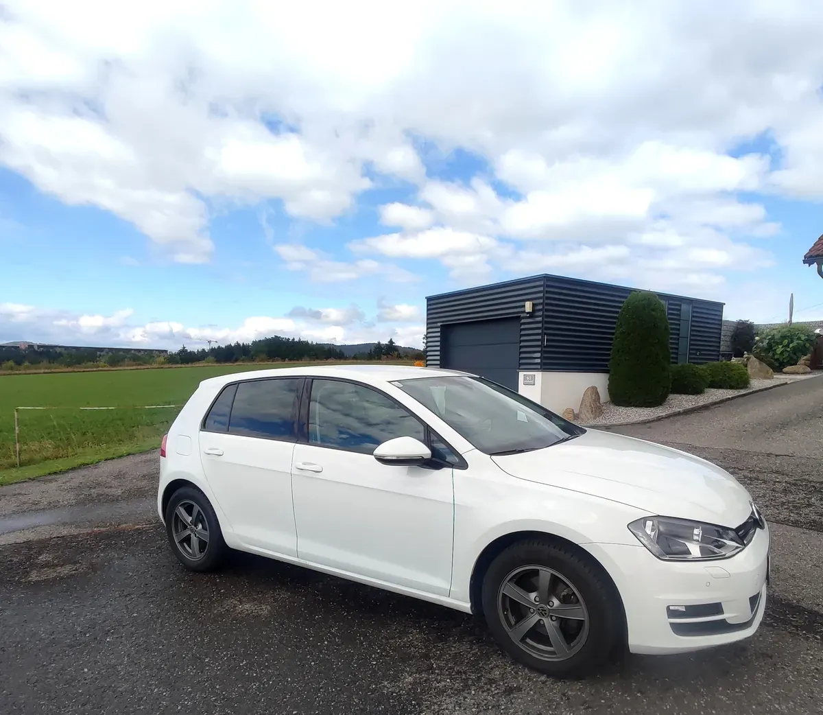 Volkswagen Golf 2013 photo 2