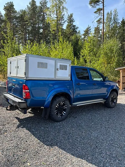 Toyota Hilux 2015 photo 2