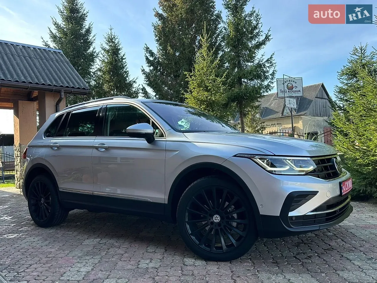Volkswagen Tiguan 2021 photo 2