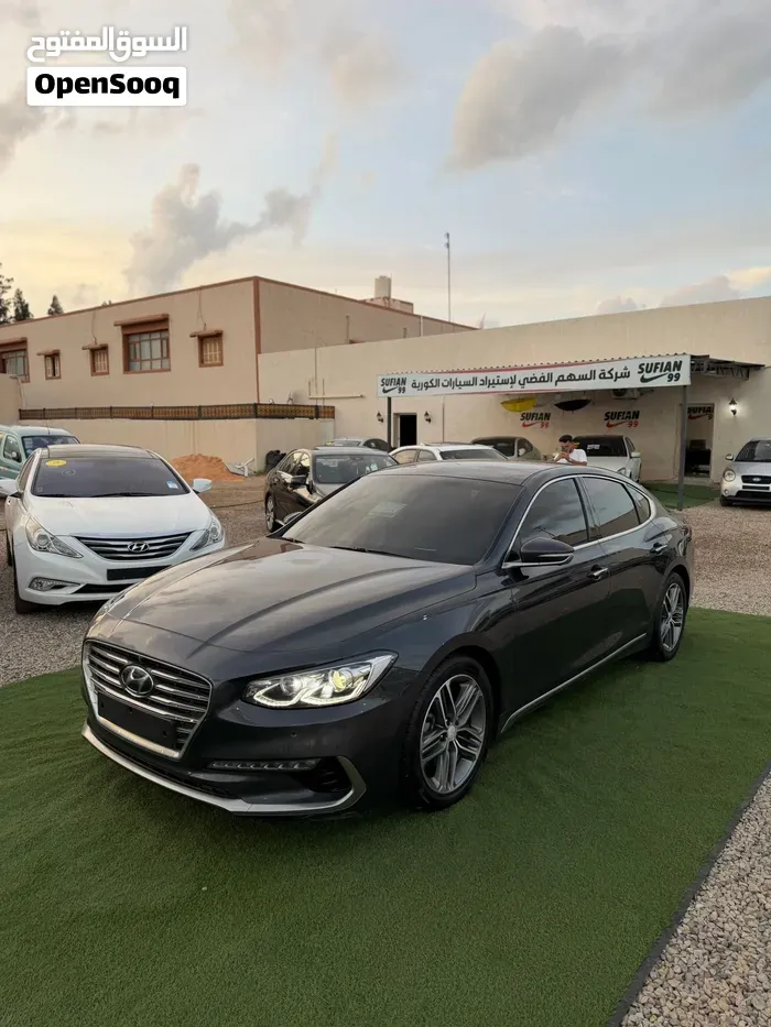 Hyundai Azera 2018 photo 2