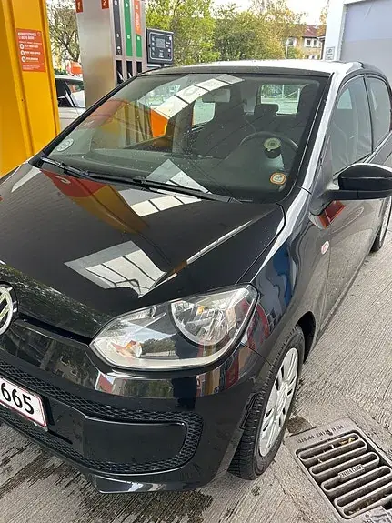 Volkswagen Up 2013 photo 3