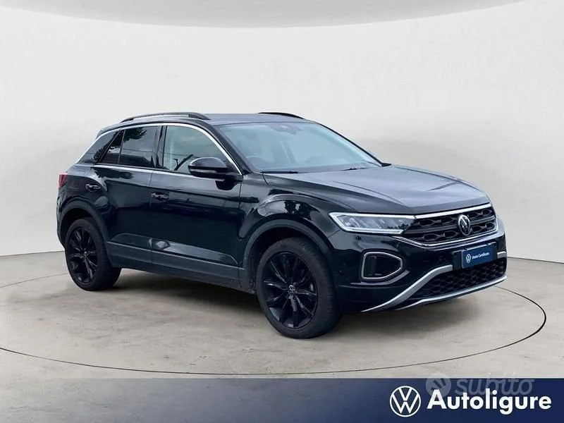 Volkswagen T-Roc 2024 photo 2