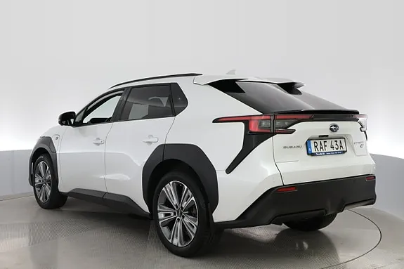 Subaru Solterra 2023 photo 3