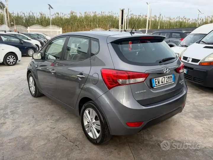 Hyundai Ix20 2014 photo 5