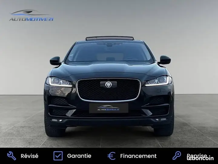 Jaguar F-Pace 2018 photo 2