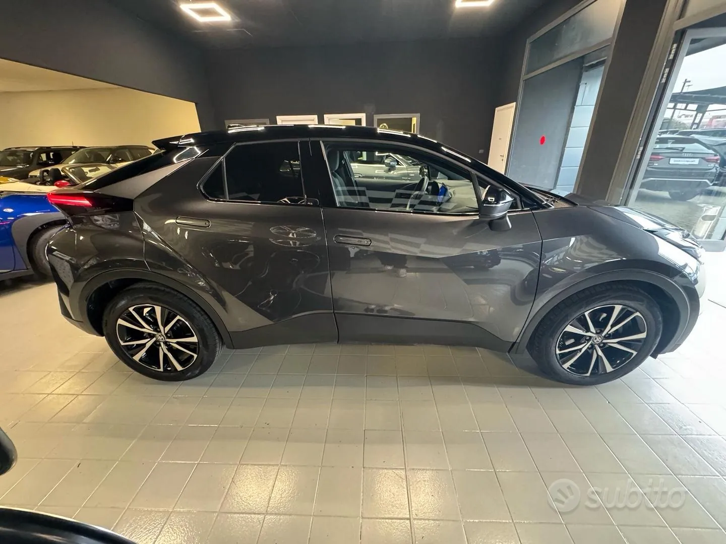 Toyota C-Hr 2025 photo 5
