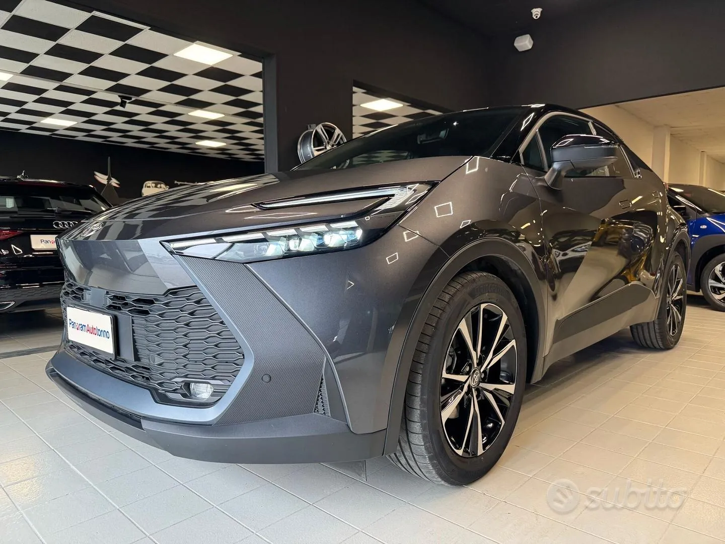 Toyota C-Hr 2025 photo 2