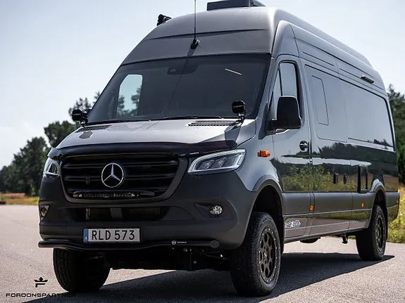 Mercedes-Benz Sprinter 2024 photo 2