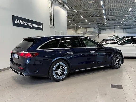 Mercedes-Benz E300 De 2024 photo 3