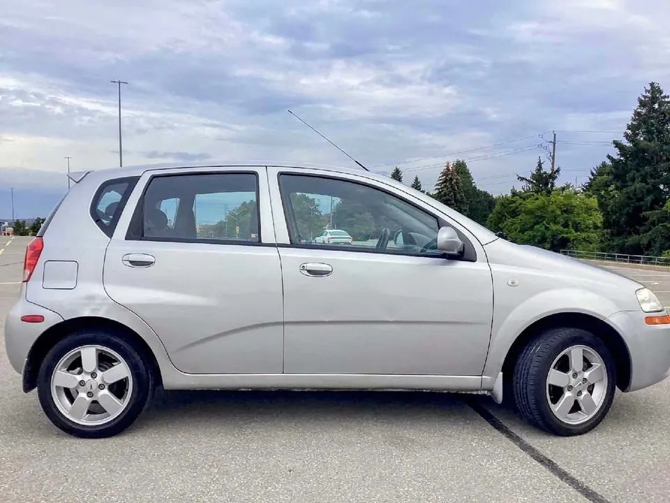 Suzuki Swift 2007 photo 3