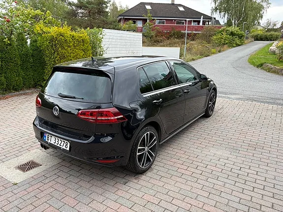 Volkswagen Golf Vii 2016 photo 2