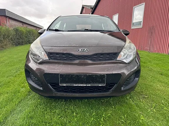 Kia Rio 2012 photo 3