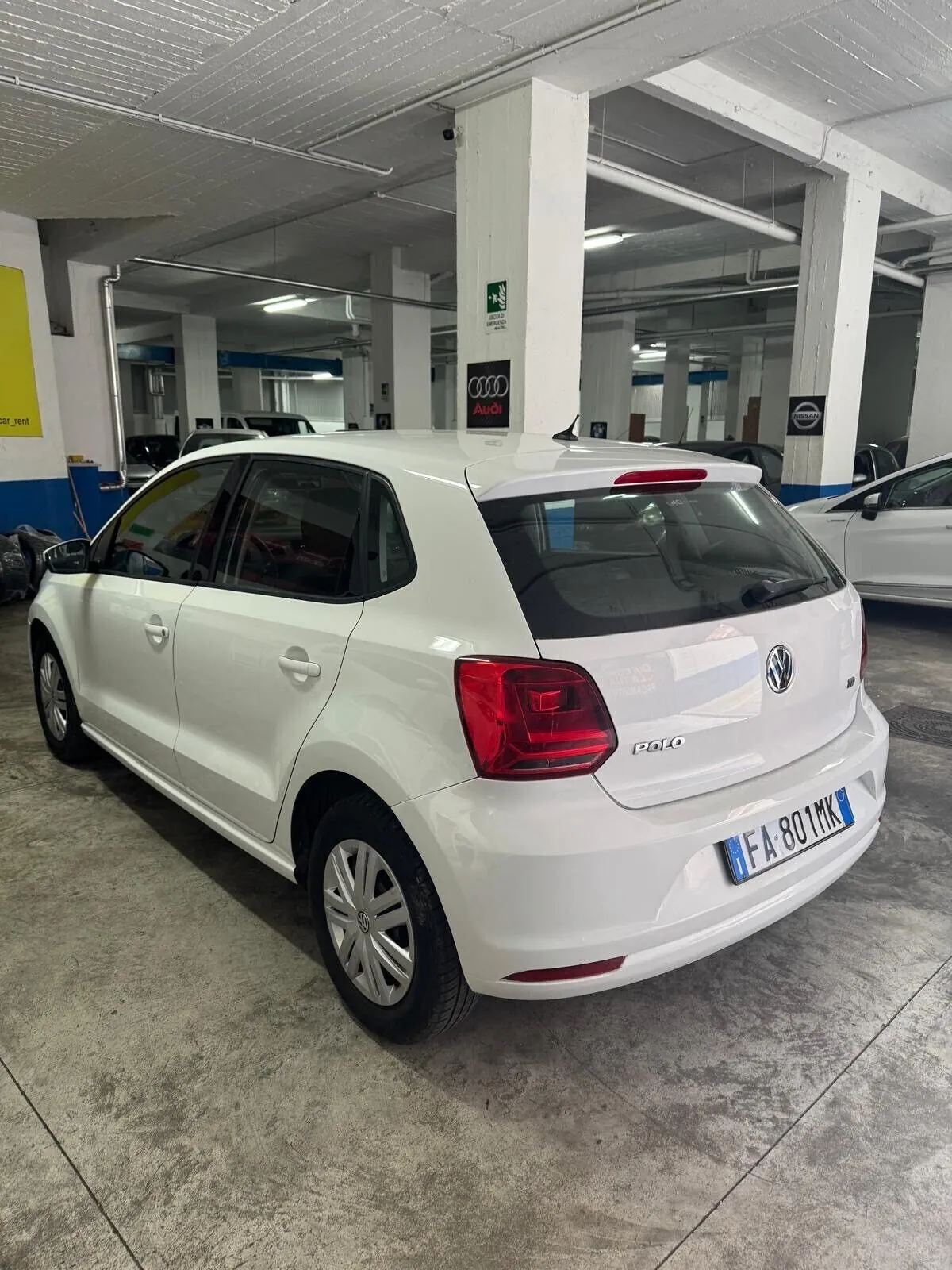 Volkswagen Polo 2015 photo 4