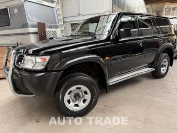 Nissan Patrol 2000 photo 2