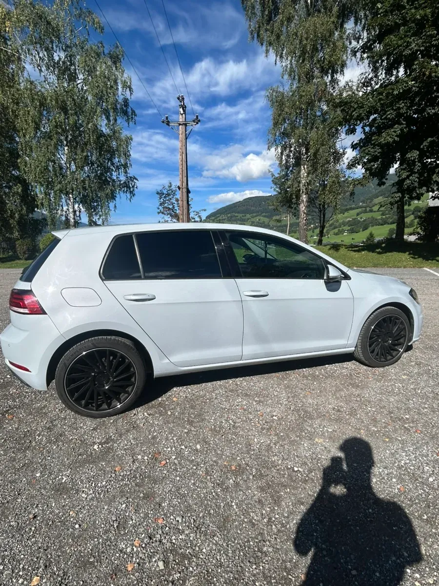 Volkswagen Golf 2018 photo 3