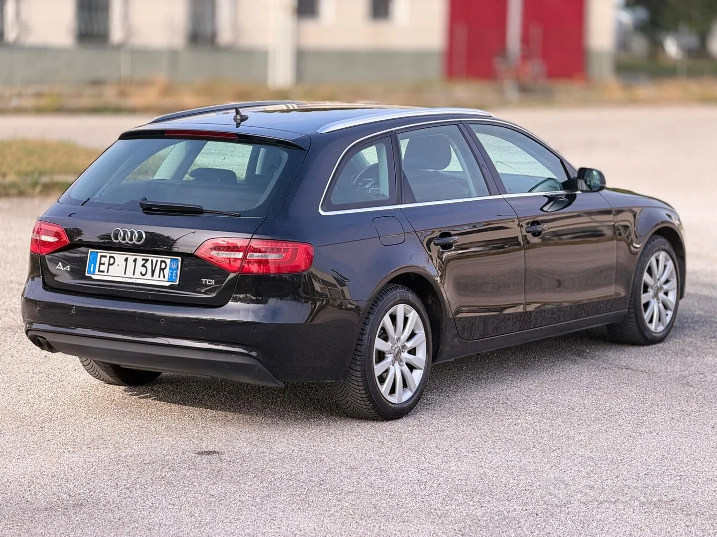 Audi A4 2013 photo 5