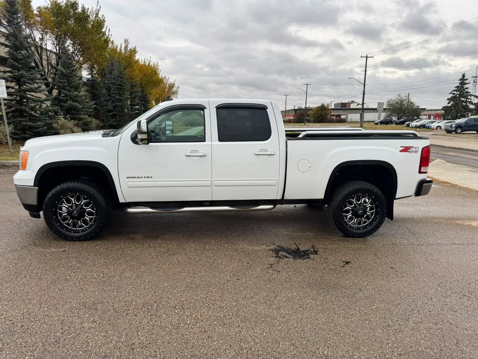 GMC Sierra 2500Hd 2014 photo 3