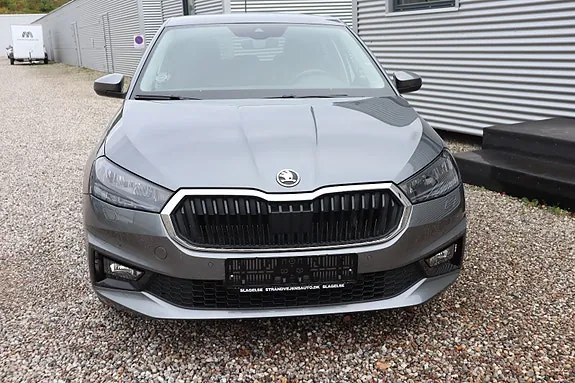 Skoda Fabia 2023 photo 2