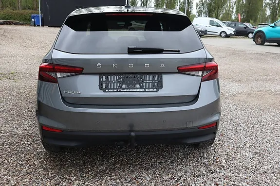 Skoda Fabia 2023 photo 3