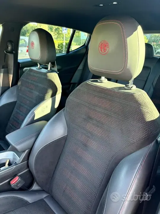 Alfa Romeo Tonale 2023 photo 5
