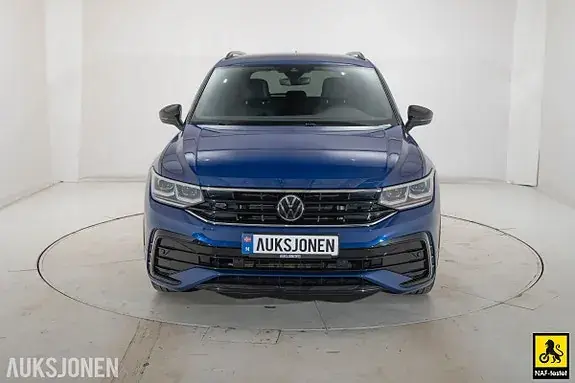 Volkswagen Tiguan 2024 photo 2