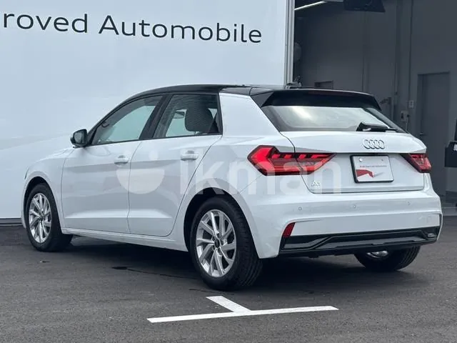 Audi A1 2025 photo 5