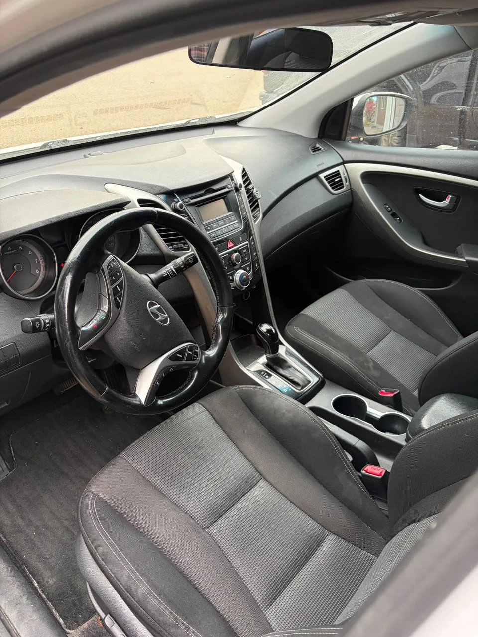 Hyundai Elantra 2013 photo 4