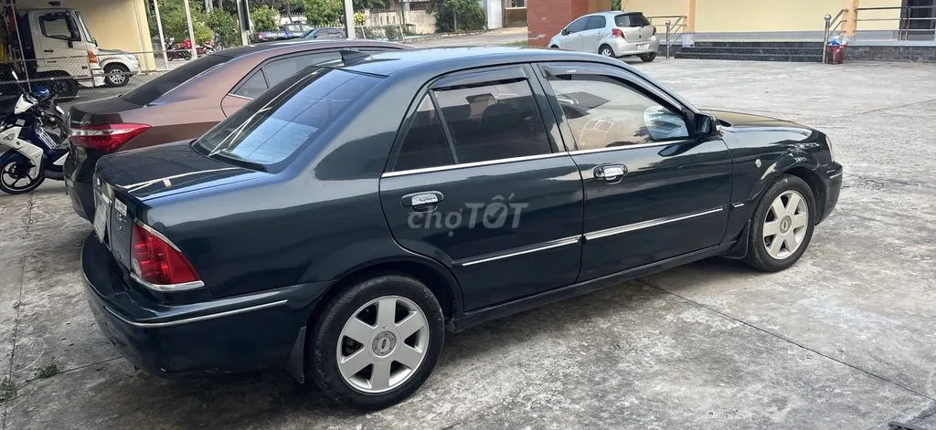 Ford Laser 2002 photo 3