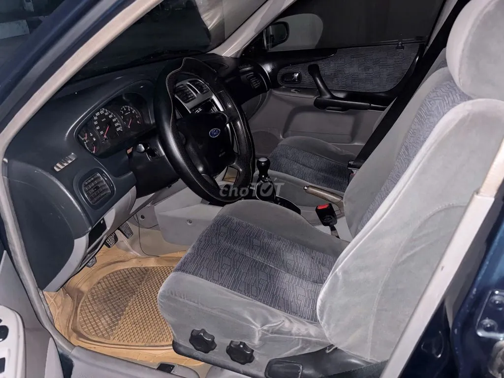 Ford Laser 2002 photo 5