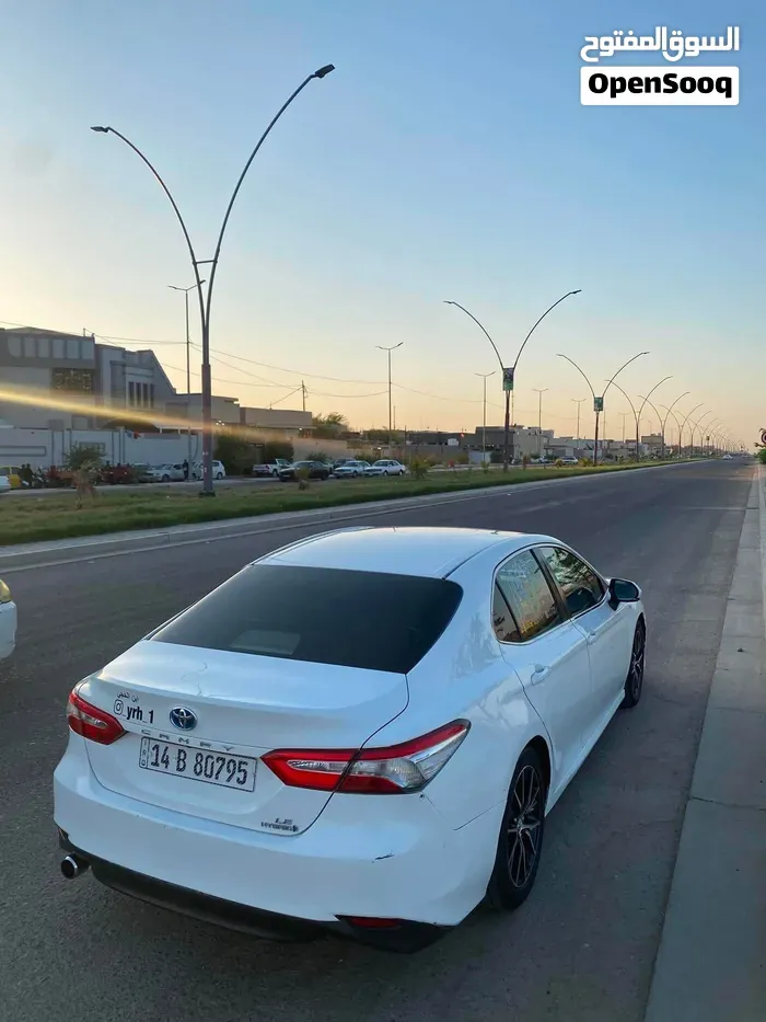 Toyota Camry 2023 photo 4