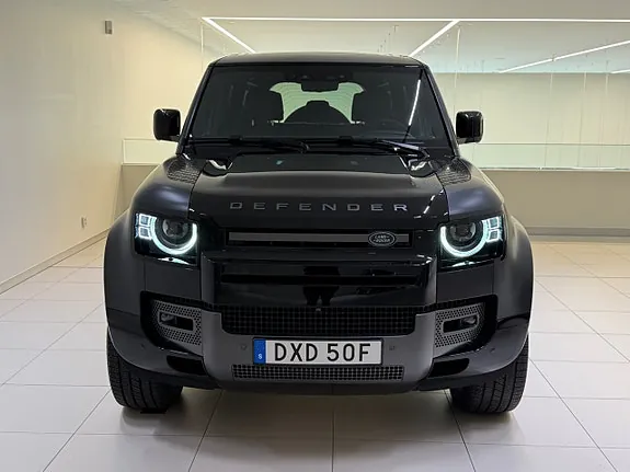Land Rover Defender 110 2023 photo 2