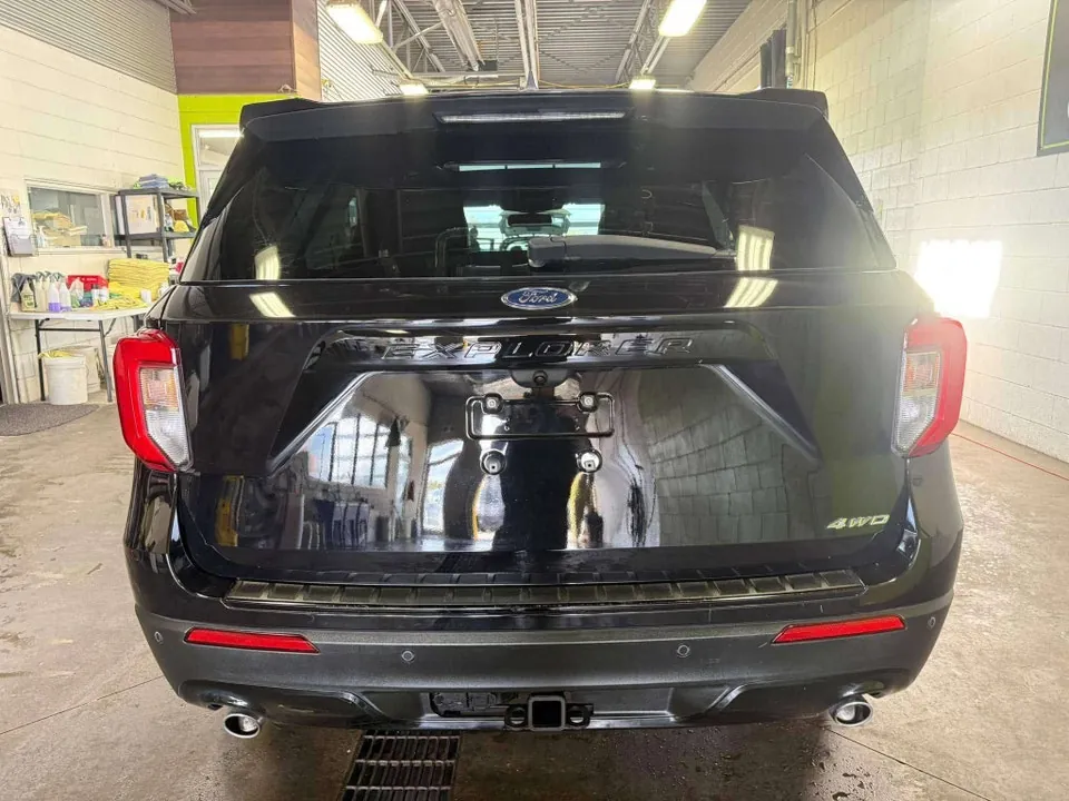 Ford Explorer 2022 photo 4