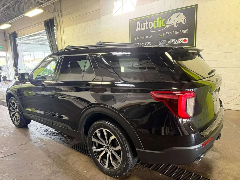 Ford Explorer 2022 photo 3