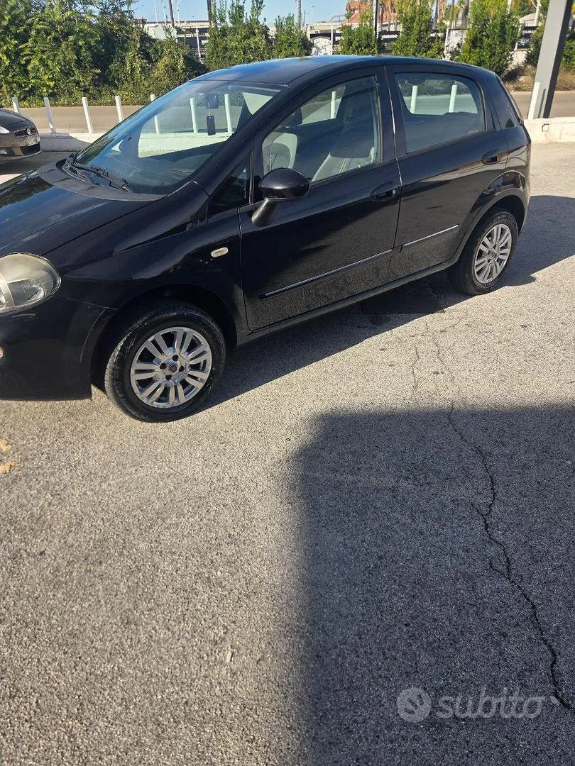 Fiat Punto Evo 2012 photo 4