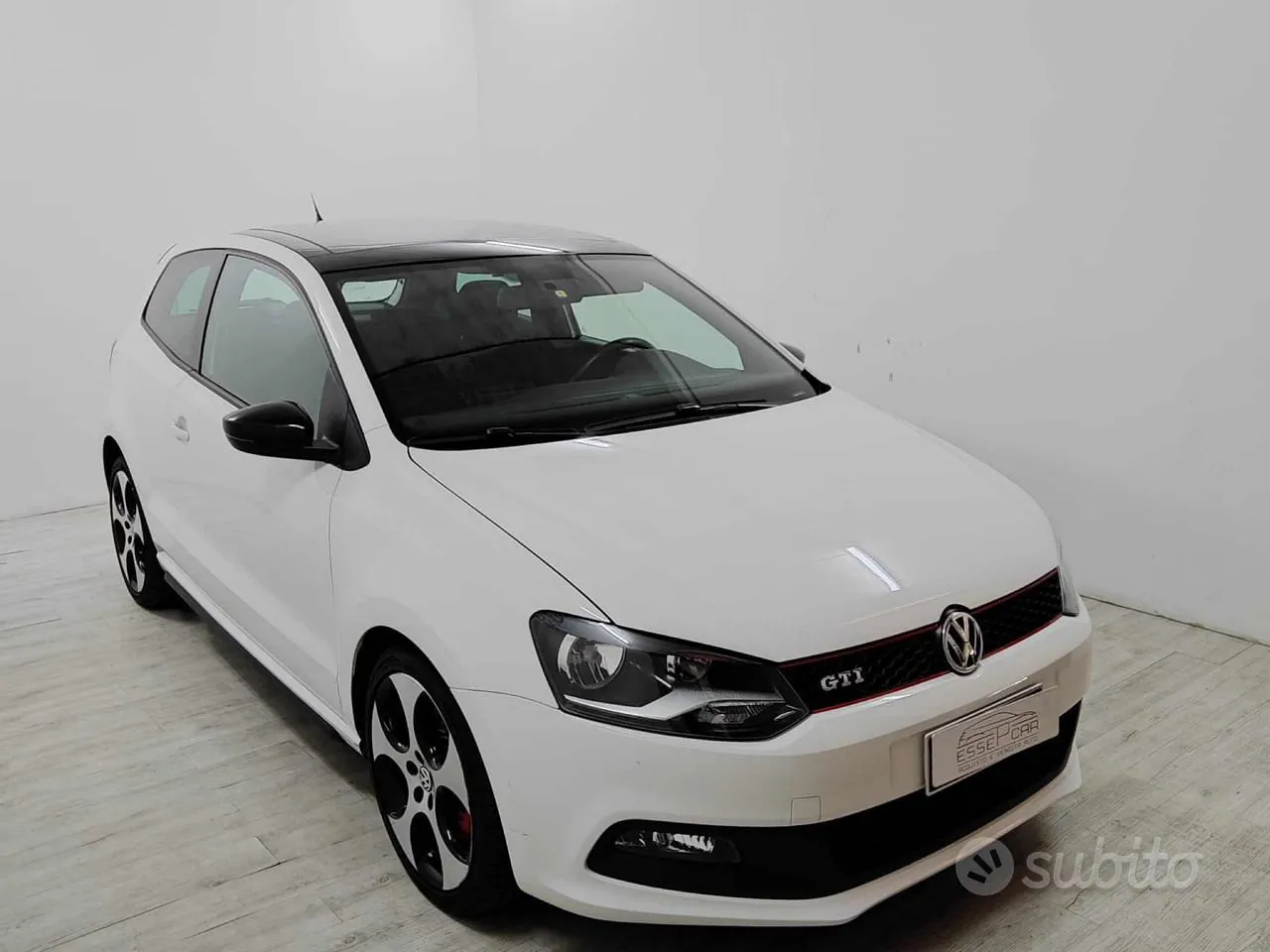 Volkswagen Polo 2013 photo 2