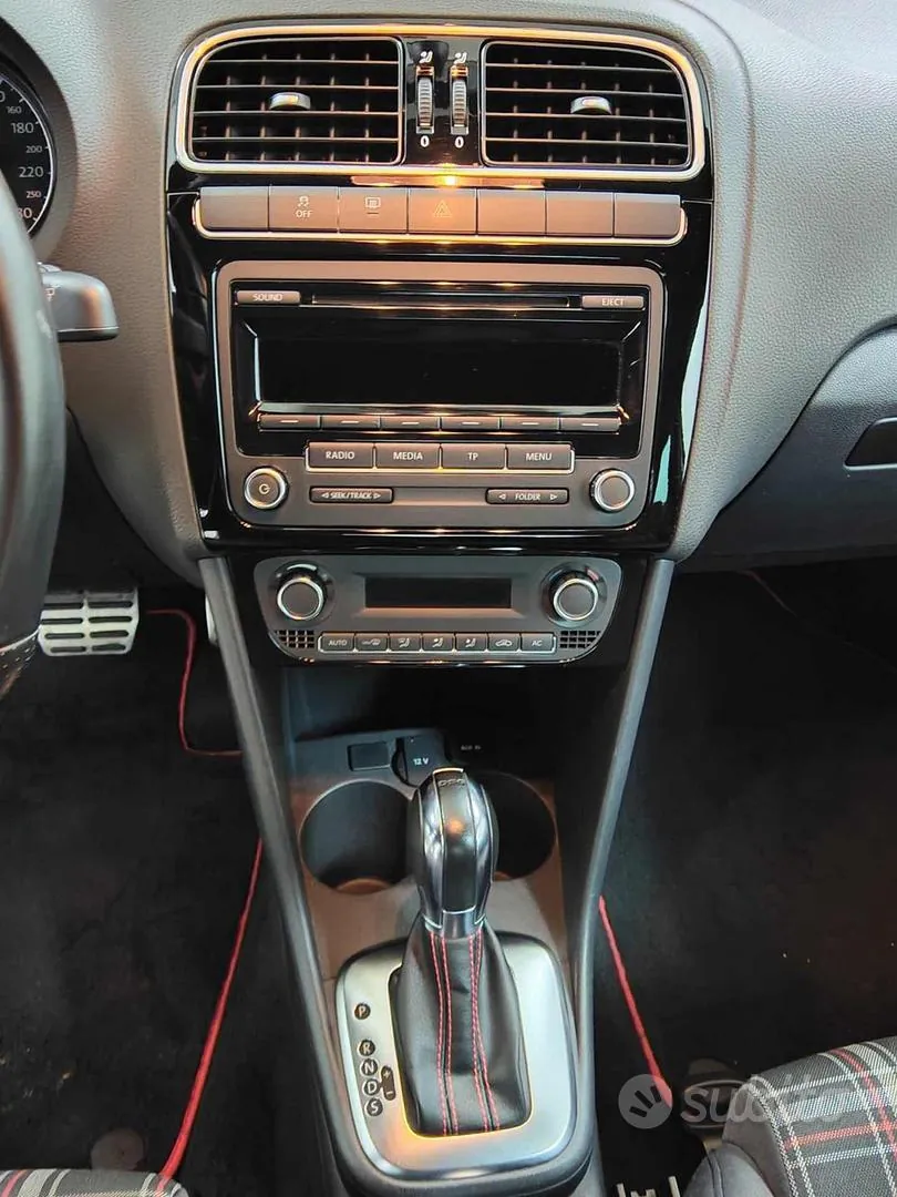 Volkswagen Polo 2013 photo 5