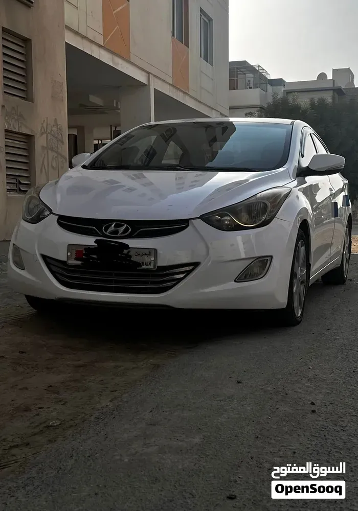 Hyundai Elantra 2014 photo 2