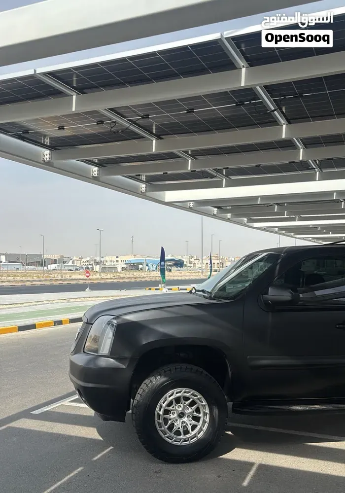 GMC Yukon 2007 photo 2