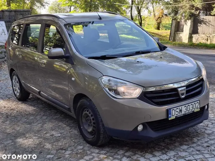Dacia Lodgy 2012 photo 4