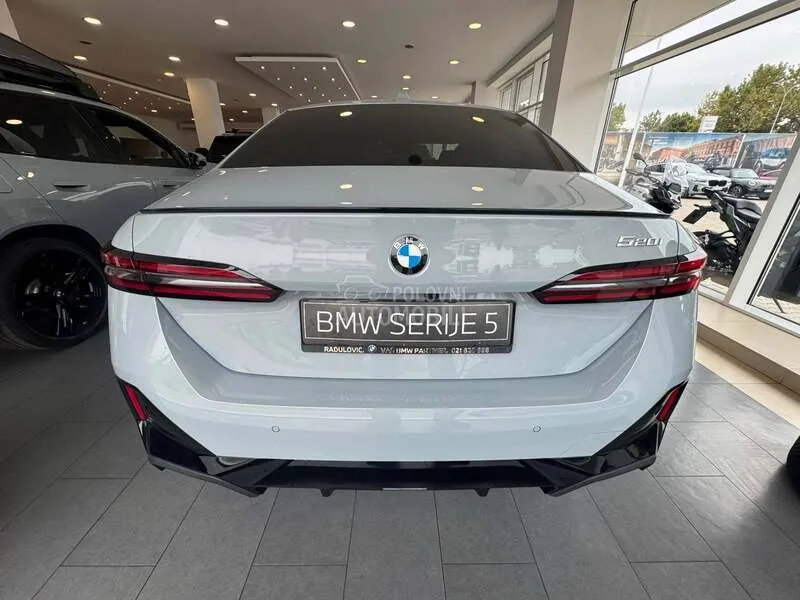 BMW 520 2026 photo 5