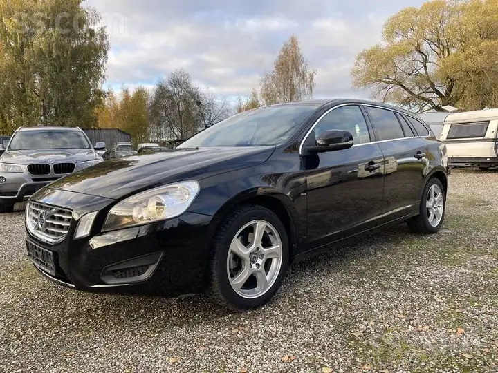 Volvo V60 2011 photo 2